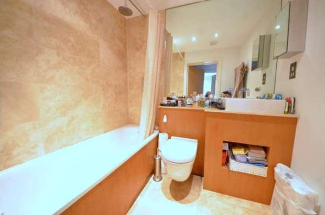  Image of 1 bedroom Apartment to rent in Caledonian Road London N7 at Caledonian Road  Islington, N7 9RB