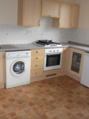  Image of 1 bedroom Apartment for sale in Miles Drive London SE28 at Miles Drive West Thamesmead London, SE28 0NE