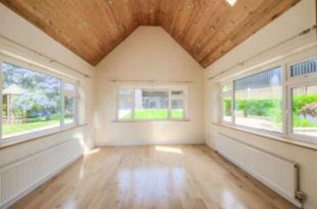  Image of 4 bedroom Bungalow for sale in Mill Road Sharnbrook Bedford MK44 at Sharnbrook Bedford Sharnbrook, MK44 1NP