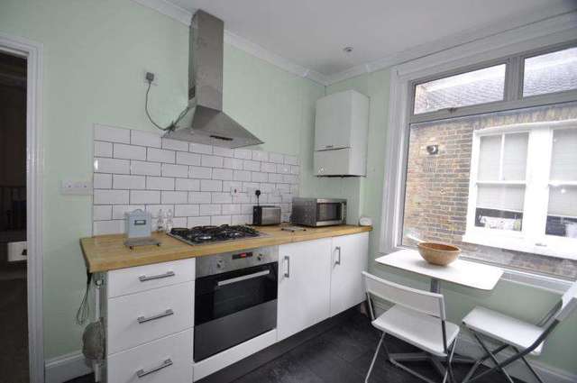  Image of 2 bedroom Flat to rent in Miller Road Colliers Wood London SW19 at London  Colliers Wood, SW19 2DB