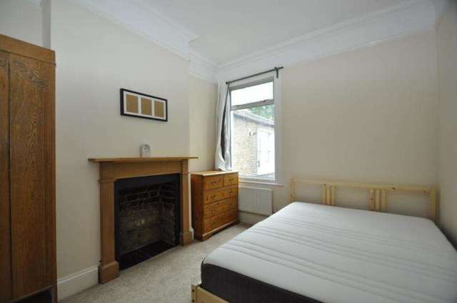  Image of 2 bedroom Flat to rent in Miller Road Colliers Wood London SW19 at London  Colliers Wood, SW19 2DB