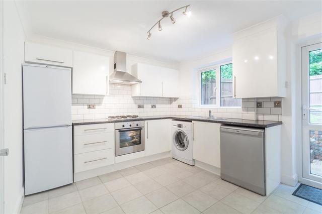  Image of 2 bedroom Terraced house to rent in Millers Rise St. Albans AL1 at Millers Rise  ST. ALBANS, AL1 1QW