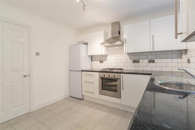  Image of 2 bedroom Terraced house to rent in Millers Rise St. Albans AL1 at Millers Rise  ST. ALBANS, AL1 1QW