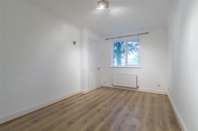  Image of 2 bedroom Terraced house to rent in Millers Rise St. Albans AL1 at Millers Rise  ST. ALBANS, AL1 1QW