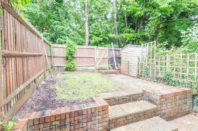  Image of 2 bedroom Terraced house to rent in Millers Rise St. Albans AL1 at Millers Rise  ST. ALBANS, AL1 1QW