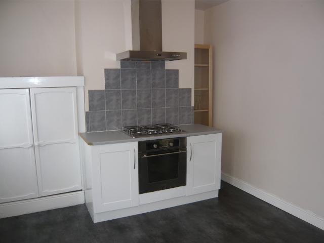  Image of 2 bedroom Terraced house to rent in Milroyd Crescent Birstall Batley WF17 at Milroyd Crescent  BIRSTALL, WF17 0LA