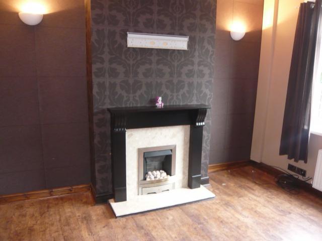  Image of 2 bedroom Terraced house to rent in Milroyd Crescent Birstall Batley WF17 at Milroyd Crescent  BIRSTALL, WF17 0LA