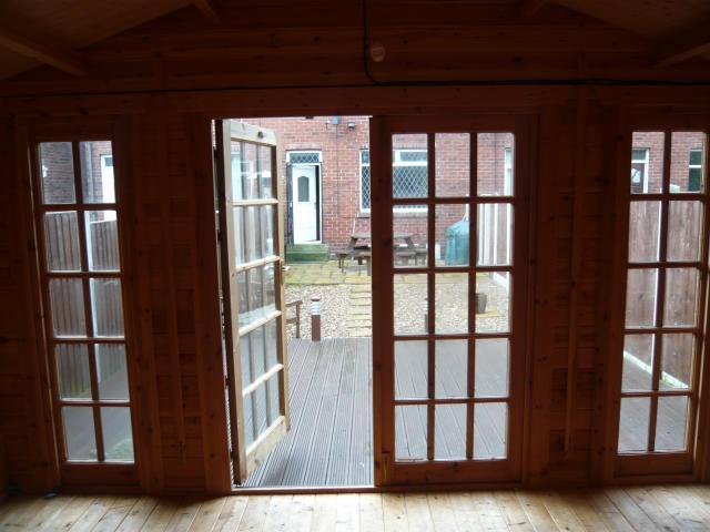  Image of 2 bedroom Terraced house to rent in Milroyd Crescent Birstall Batley WF17 at Milroyd Crescent  BIRSTALL, WF17 0LA