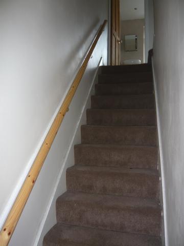  Image of 2 bedroom Terraced house to rent in Milroyd Crescent Birstall Batley WF17 at Milroyd Crescent  BIRSTALL, WF17 0LA