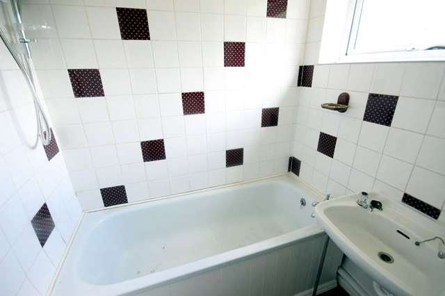  Image of 3 bedroom Terraced house to rent in Minerva Way Wellingborough NN8 at Minerva Way  Wellingborough, NN8 3TU