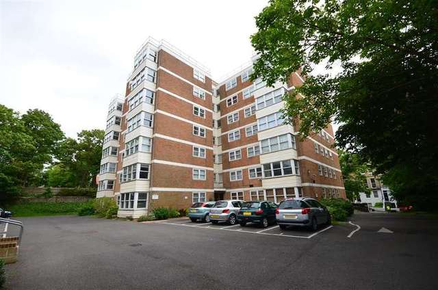  Image of 2 bedroom Flat for sale in Montpelier Road Brighton BN1 at Brighton East Sussex Brighton, BN1 3BL