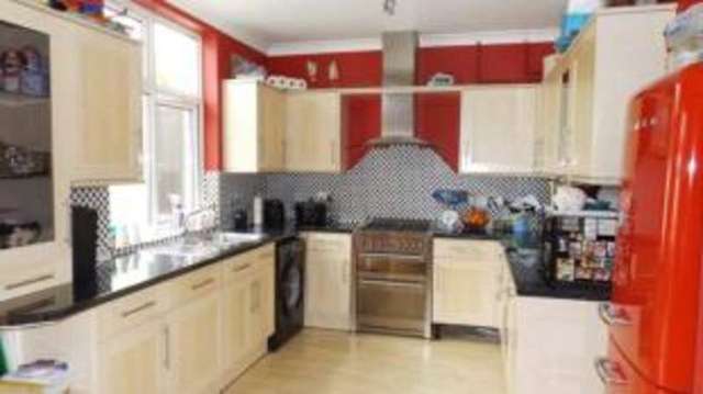  Image of 3 bedroom Detached house for sale in Redbreast Road Bournemouth BH9 at Moordown Bournemouth Moordown, BH9 3AW