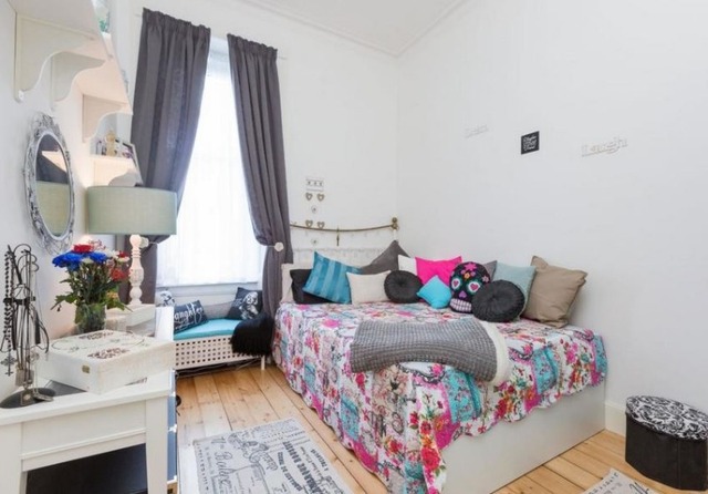  Image of 3 bedroom Flat to rent in Morningside Road Edinburgh EH10 at Morningside Edinburgh Edinburgh, EH10 4QP