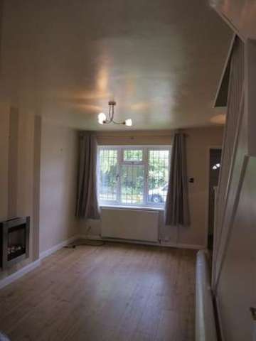  Image of 2 bedroom Mews to rent in Morris Road Broadway WR12 at Morris Road  Broadway, WR12 7RD