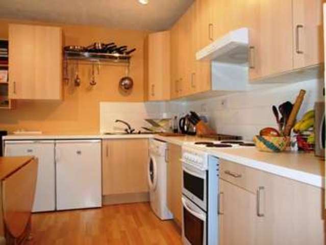  Image of 1 bedroom Apartment for sale in Mount Lane Bracknell RG12 at Mount Lane Bracknell Easthampstead, RG12 9EA