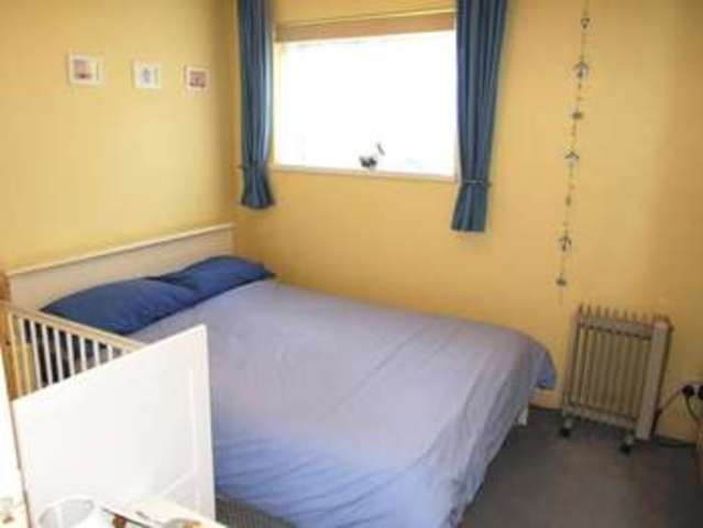  Image of 1 bedroom Apartment for sale in Mount Lane Bracknell RG12 at Mount Lane Bracknell Easthampstead, RG12 9EA