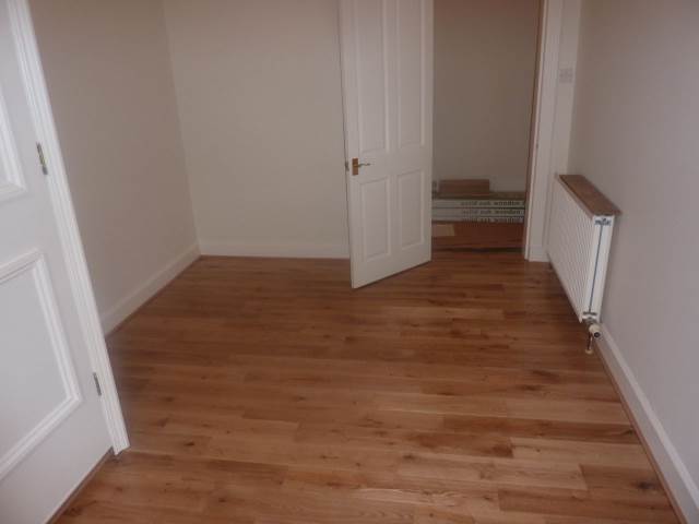  Image of 2 bedroom Flat to rent in Murrayfield Avenue Edinburgh EH12 at Murrayfield Edinburgh Edinburgh, EH12 6AU