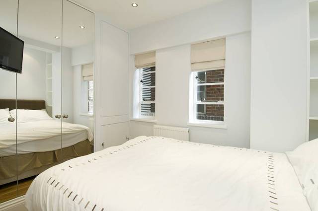  Image of 1 bedroom Flat to rent in Sloane Avenue London SW3 at Nell Gwynn House  Sloane Avenue, SW3 3BA