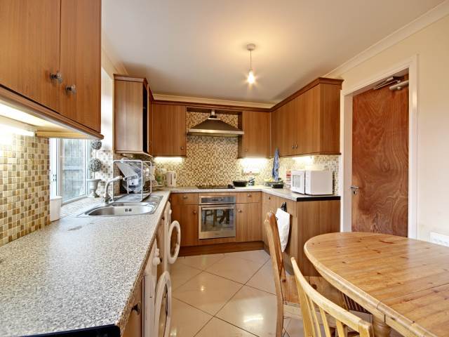  Image of 1 bedroom House Share to rent in Nelson Avenue St. Albans AL1 at St Albans Hertfordshire St Albans, AL1 5RY