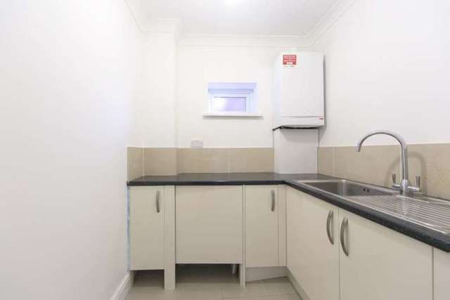  Image of 5 bedroom Detached house for sale in Netley Road Ilford IG2 at Newbury Park IG2 Ilford, IG2 7NT