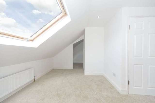  Image of 5 bedroom Detached house for sale in Netley Road Ilford IG2 at Newbury Park IG2 Ilford, IG2 7NT