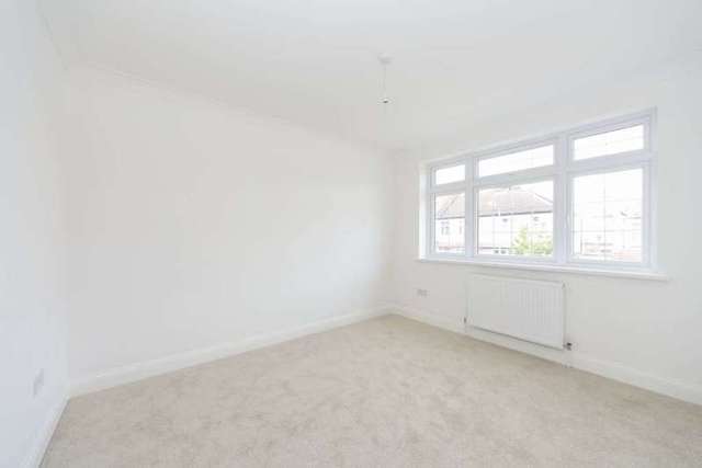  Image of 5 bedroom Detached house for sale in Netley Road Ilford IG2 at Newbury Park IG2 Ilford, IG2 7NT