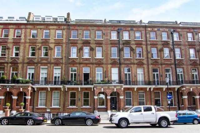  Image of 1 bedroom Flat for sale in Nevern Square London SW5 at Earls Court London Earl