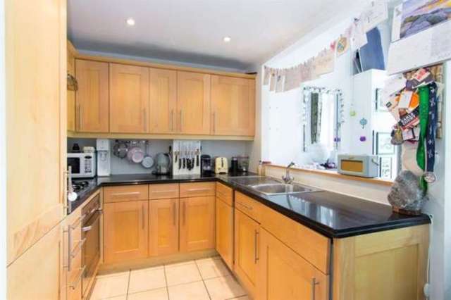 Image of 1 bedroom Flat for sale in Nevern Square London SW5 at Earls Court London Earl