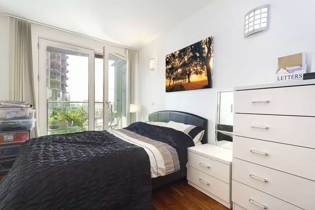  Image of 2 bedroom Apartment to rent in Fairmont Avenue London E14 at New Providence Wharf,Farimont Avenue  London, E14 9PW