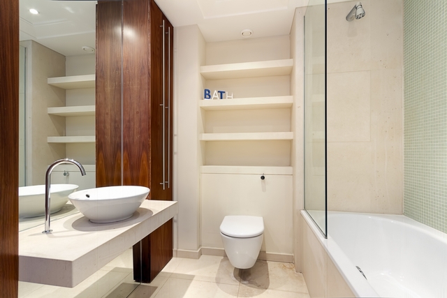  Image of 2 bedroom Apartment to rent in Fairmont Avenue London E14 at New Providence Wharf,Farimont Avenue  London, E14 9PW