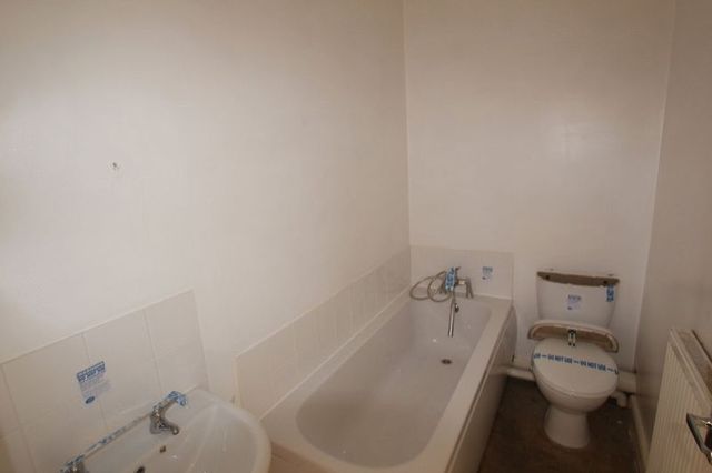  Image of 3 bedroom Terraced house for sale in Newbold Street Rochdale OL16 at Newbold Street Central Rochdale Rochdale, OL16 5AH