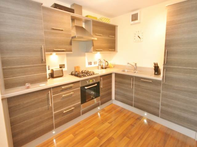  Image of 2 bedroom Flat to rent in Newhaven Road Edinburgh EH6 at Leith Edinburgh Edinburgh, EH6 5PD