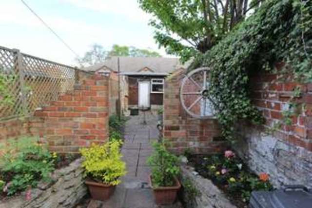  Image of 2 bedroom Terraced house for sale in Newport Barton-upon-Humber DN18 at Newport  Barton-Upon-Humber, DN18 5QF