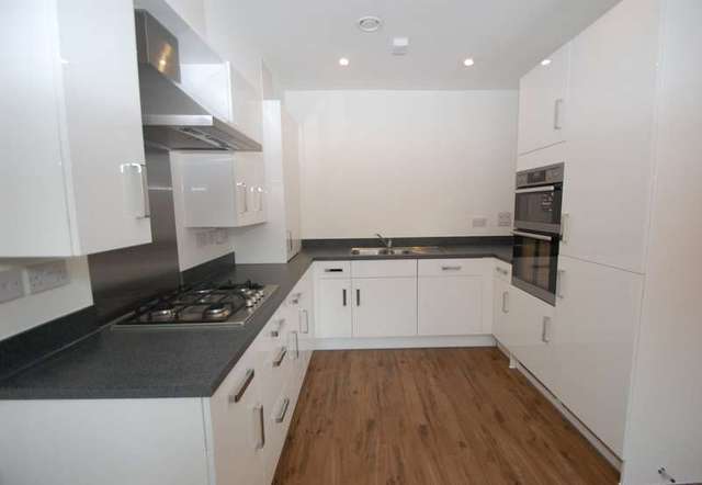  Image of 4 bedroom Terraced house to rent in Nicolls Close Cholsey Wallingford OX10 at Cholsey Wallingford, OX10 9FL