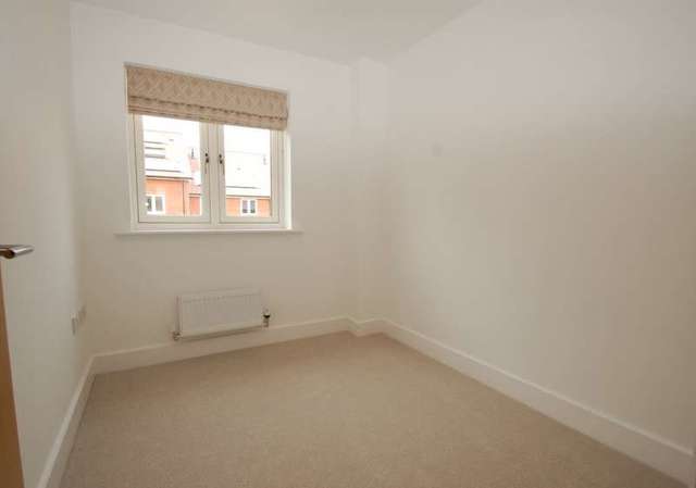  Image of 4 bedroom Terraced house to rent in Nicolls Close Cholsey Wallingford OX10 at Cholsey Wallingford, OX10 9FL