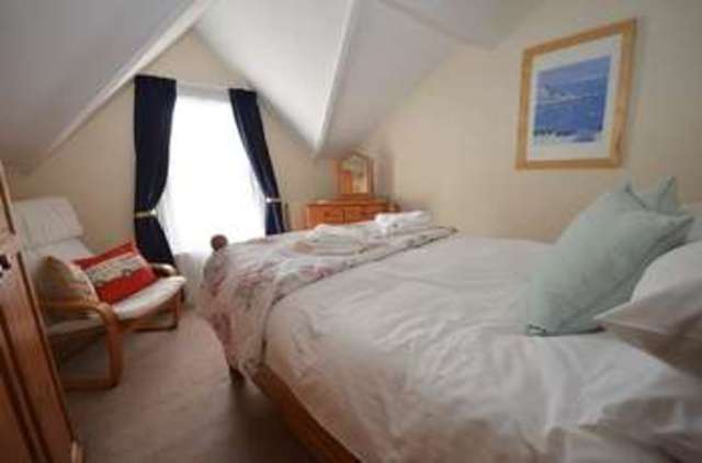  Image of 3 bedroom Semi-Detached house for sale in North View Road Brixham TQ5 at 1 Mount Arrarat North View Road Brixham, TQ5 9TU