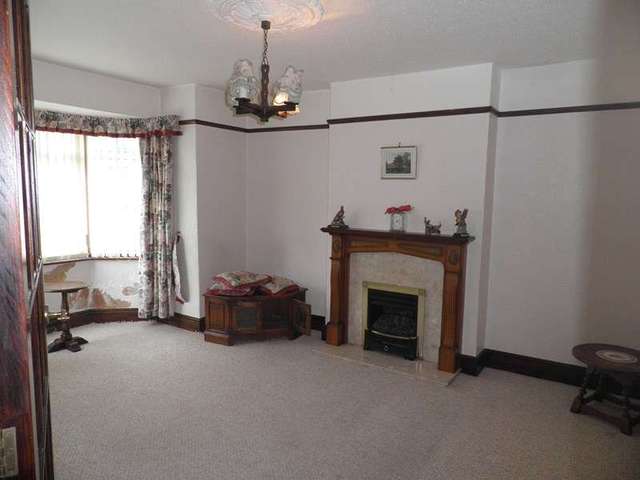  Image of 3 bedroom Town House for sale in Northdown Road Bideford EX39 at Northdown Road  Bideford, EX39 3LP