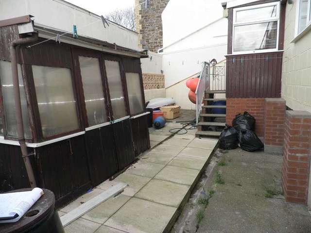  Image of 3 bedroom Town House for sale in Northdown Road Bideford EX39 at Northdown Road  Bideford, EX39 3LP