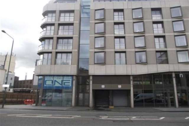  Image of Flat to rent in Canal Street Nottingham NG1 at Nottingham, NG1 7HG