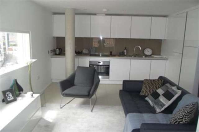  Image of Flat to rent in Canal Street Nottingham NG1 at Nottingham, NG1 7HG