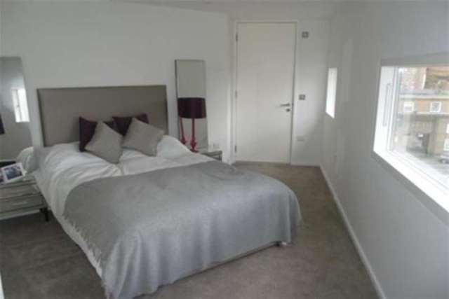  Image of Flat to rent in Canal Street Nottingham NG1 at Nottingham, NG1 7HG