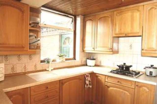  Image of 5 bedroom Detached house for sale in Nutfield Road Merstham Redhill RH1 at Nutfield Road Merstham Redhill, RH1 3HA