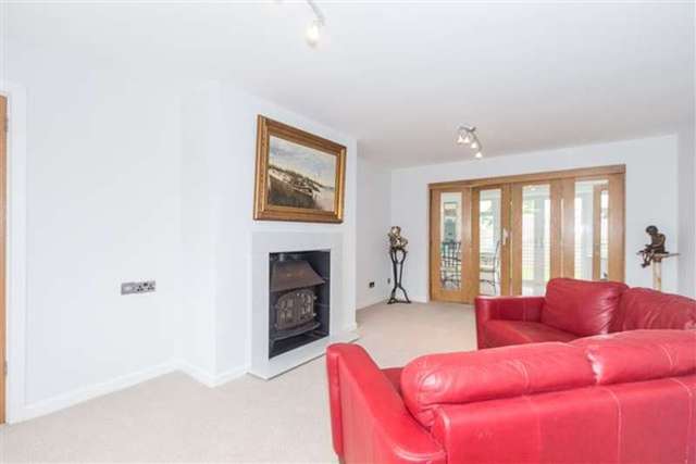  Image of 5 bedroom Detached house for sale in Oak Tree Lane Cookhill Alcester B49 at Oak Tree Lane  Alcester, B49 5LH
