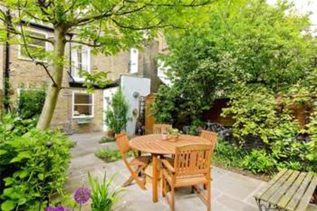  Image of 2 bedroom Flat for sale in Oakley Road London N1 at Canonbury London Essex Road, N1 3LR