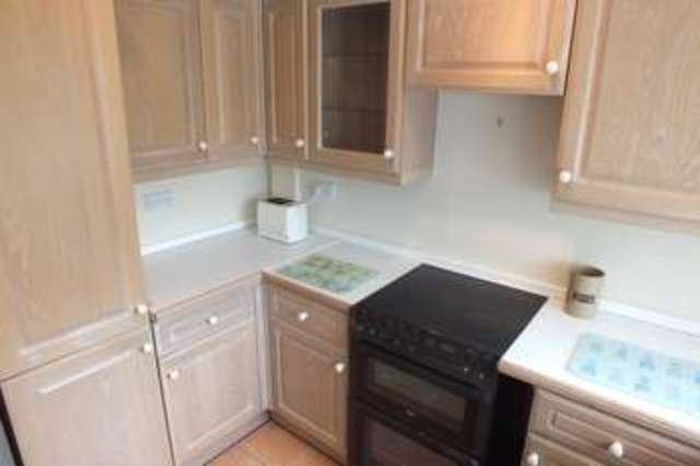  Image of 2 bedroom Bungalow for sale in Oakridge Acres Tenby SA70 at Tenby Pembrokeshire Penally, SA70 8DB