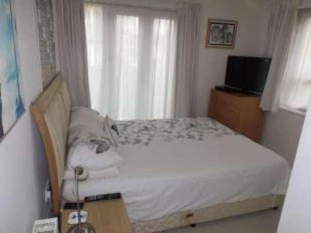  Image of 2 bedroom Flat for sale in Oldham Rise Medbourne Milton Keynes MK5 at Medbourne Milton Keynes Shenley Church End, MK5 6GH