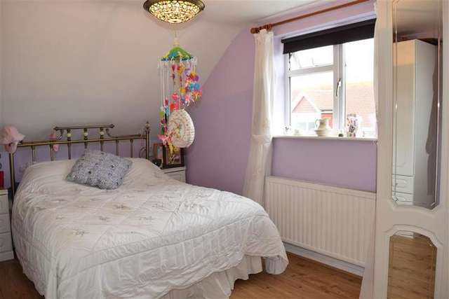  Image of 4 bedroom Detached house for sale in Orchard Avenue Selsey Chichester PO20 at Selsey Chichester Selsey, PO20 0AW