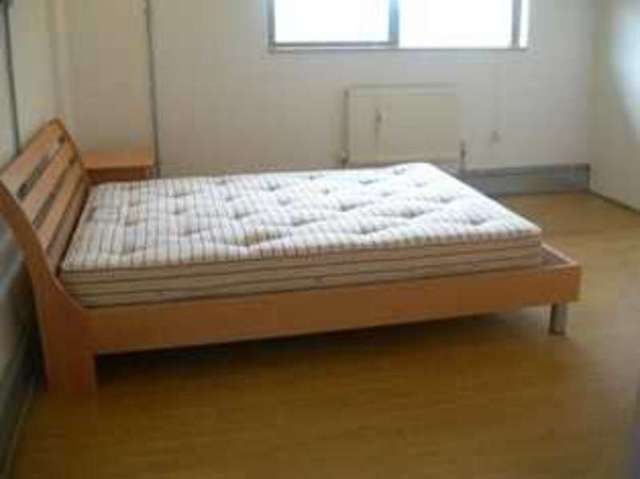  Image of 2 bedroom Flat to rent in Orchard Place London E14 at Trinity Buoy Wharf  Docklands, E14 0JZ