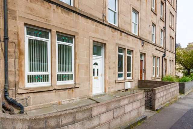  Image of 3 bedroom Flat for sale in Orwell Place Edinburgh EH11 at Edinburgh, EH11 2AD