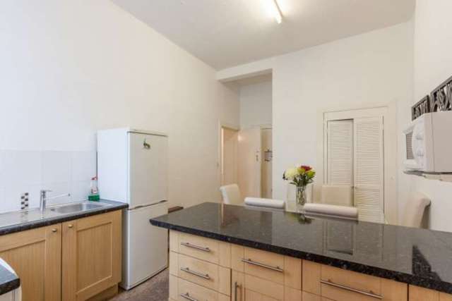  Image of 3 bedroom Flat for sale in Orwell Place Edinburgh EH11 at Edinburgh, EH11 2AD